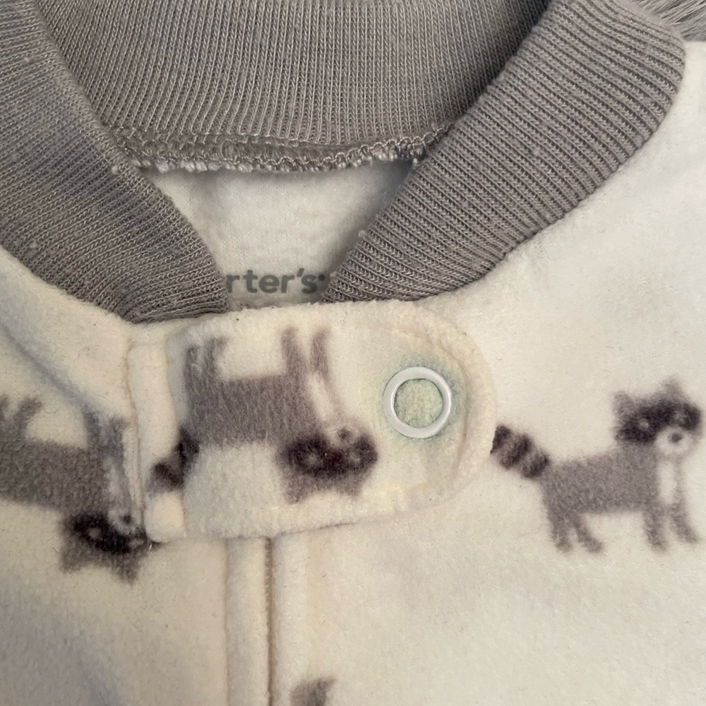💕Carter's Raccoon Footie PJs - Picture 3 of 6